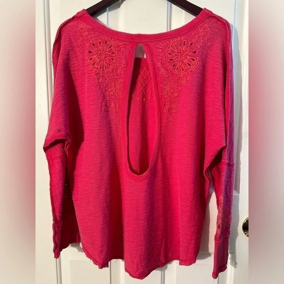 FREE PEOPLE Intimately SMALL Pink Embroidered Oversized Backless Cut Out Raw Hem - Picture 1 of 11